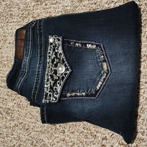 Wallflower Luscious Curvy Fit